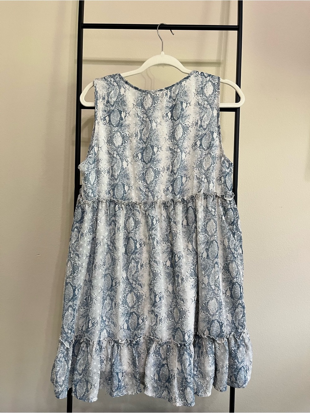 Altar'd State Snakeskin Animal Print Ruffle Tiered Dress Large L Feminine Pastel - Picture 3 of 10